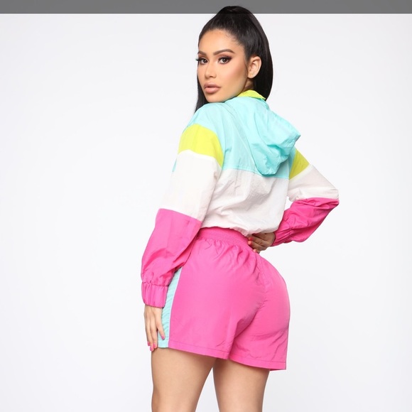 ❌SOLD❌Fashion nova romper - Picture 3 of 4